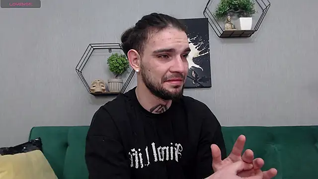 KaneHunter online show from April 11, 2026, 8:56 pm