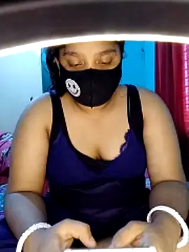 priya2098 online show from March 7, 2026, 7:26 am