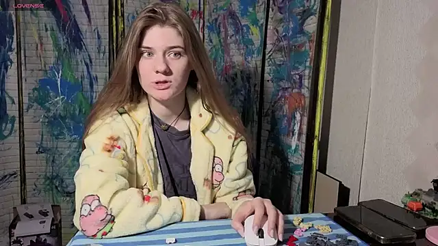 Adell Love online show from June 2, 2026, 5:02 pm