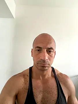 Russo41rj online show from December 3, 2025, 1:10 pm