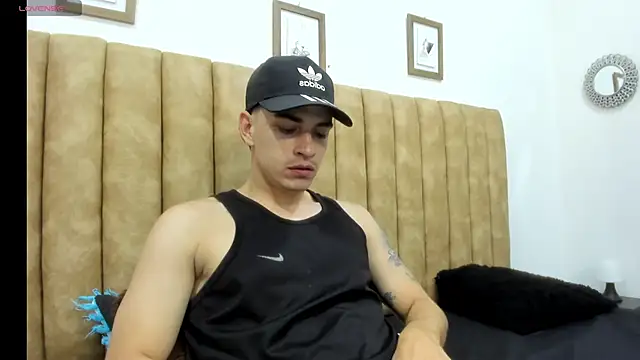 Snapshot of AUSTIN-PRRR chatting on November 28, 2025, 4:51 pm AUSTIN-PRRR online show from November 28, 2025, 4:51 pm