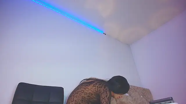 Snapshot of Brianny_X chatting on April 1, 2026, 7:20 am Brianny X online show from April 1, 2026, 7:20 am