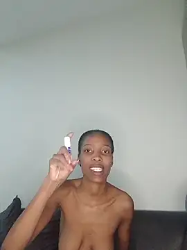 MsParisSmith online show from January 6, 2026, 6:12 pm