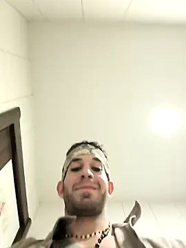 Snapshot of hazarcannn chatting on February 14, 2026, 5:02 pm hazarcannn online show from February 14, 2026, 5:02 pm