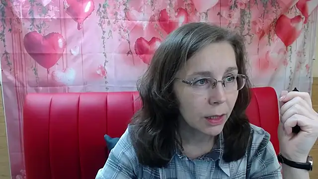 DaisyEdit online show from April 4, 2026, 5:25 am