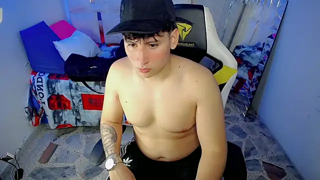 Snapshot of d_moneyy_ chatting on December 21, 2025, 3:30 am d moneyy online show from December 21, 2025, 3:30 am