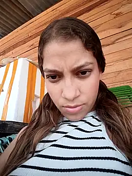 Snapshot of Vanneskk chatting on February 10, 2026, 7:35 pm Vanneskk online show from February 10, 2026, 7:35 pm