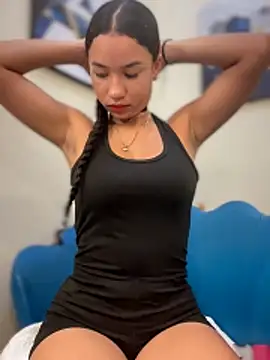 ZoeyFierce online show from June 1, 2026, 6:51 pm