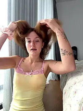 madlynginger online show from January 9, 2026, 12:34 pm