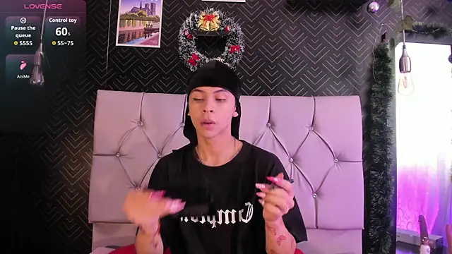 Snapshot of Prince_Apolo chatting on December 16, 2025, 8:24 pm Prince Apolo online show from December 16, 2025, 8:24 pm