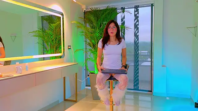 Snapshot of Mia_Cullen chatting on January 14, 2026, 11:58 am Mia Cullen online show from January 14, 2026, 11:58 am