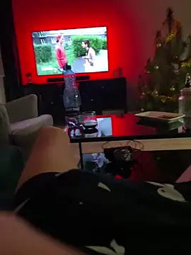 Snapshot of martme69 chatting on December 15, 2025, 8:25 pm martme69 online show from December 15, 2025, 8:25 pm