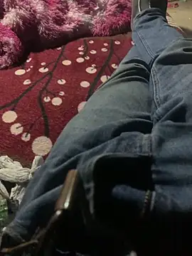 rectaluis7 online show from December 2, 2025, 4:47 am