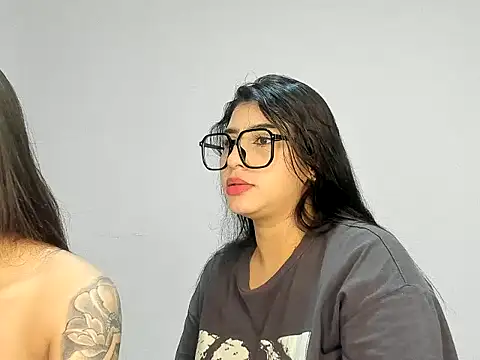 Snapshot of ROUS_SWEET_ chatting on November 28, 2025, 3:28 am ROUS SWEET online show from November 28, 2025, 3:28 am