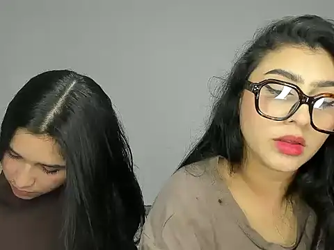 Snapshot of ROUS_SWEET_ chatting on November 30, 2025, 3:51 am ROUS SWEET online show from November 30, 2025, 3:51 am