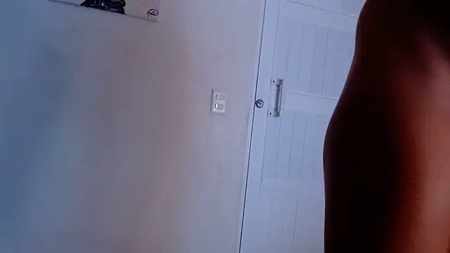 sexymusclegoddess online show from March 26, 2026, 12:58 pm