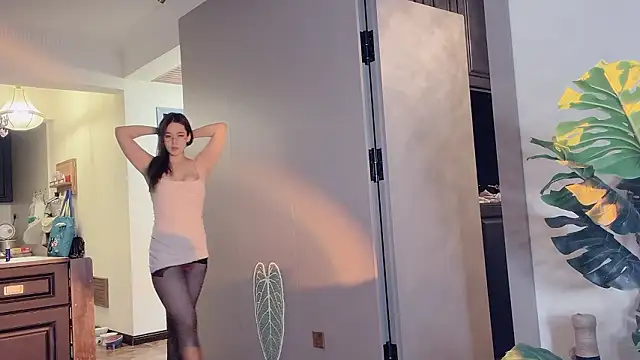 Celestisse- online show from March 25, 2026, 12:37 pm