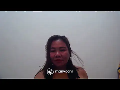 hottiemama69 online show from April 14, 2026, 12:15 am