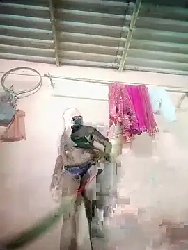 SassyDiy online show from February 25, 2026, 2:06 pm