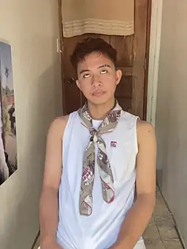 Snapshot of asiantwink0000 chatting on February 3, 2026, 6:22 am asiantwink0000 online show from February 3, 2026, 6:22 am