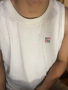 Snapshot of asiantwink0000 chatting on February 4, 2026, 12:11 pm asiantwink0000 online show from February 4, 2026, 12:11 pm