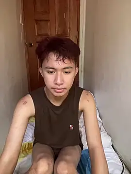 Snapshot of asiantwink0000 chatting on February 3, 2026, 1:38 am asiantwink0000 online show from February 3, 2026, 1:38 am