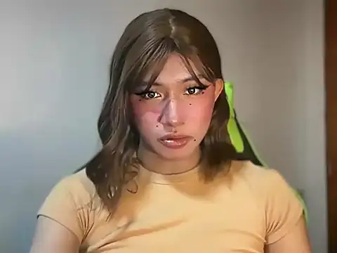 asiantwink0000 online show from May 26, 2026, 9:46 pm