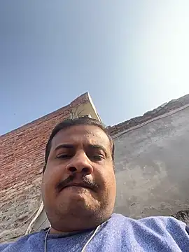 Saxymood1111 online show from January 17, 2026, 8:40 am