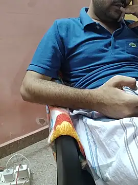 smgrtamil online show from December 17, 2025, 4:01 pm