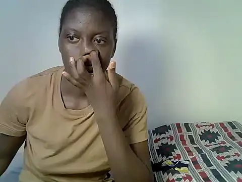 Snapshot of Heat_delilah chatting on November 30, 2025, 10:27 am Heat delilah online show from November 30, 2025, 10:27 am