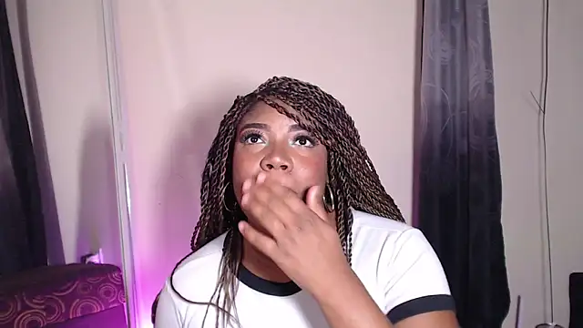 GraceMaaceey online show from March 25, 2026, 2:44 am