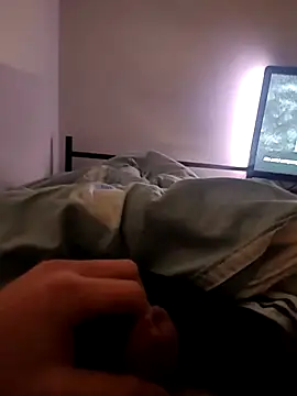 Gitara95 online show from November 27, 2025, 11:49 pm