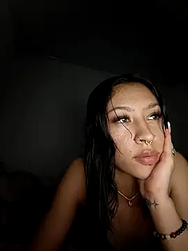 Ounla Sweet online show from April 29, 2026, 5:44 am