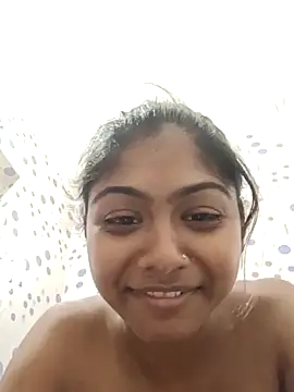 Cute diya023 online show from May 12, 2026, 6:43 am
