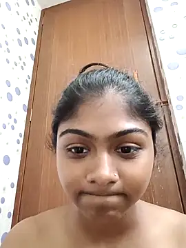 Cute diya023 online show from May 11, 2026, 6:59 am