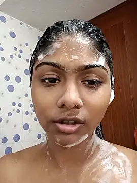 Cute diya023 online show from May 9, 2026, 7:12 am