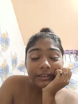 Cute diya023 online show from July 15, 2026, 1:56 am