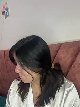 Honey sexy30 online show from August 3, 2026, 2:12 pm