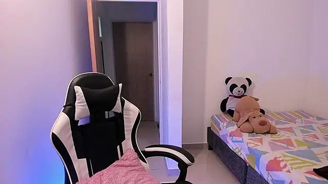 Asta YunoXXX online show from March 27, 2026, 8:26 am