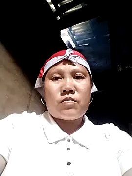 Snapshot of LeoPet2x chatting on March 2, 2026, 10:22 am LeoPet2x online show from March 2, 2026, 10:22 am