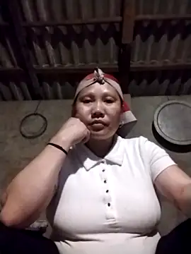 Snapshot of LeoPet2x chatting on March 29, 2026, 5:47 pm LeoPet2x online show from March 29, 2026, 5:47 pm