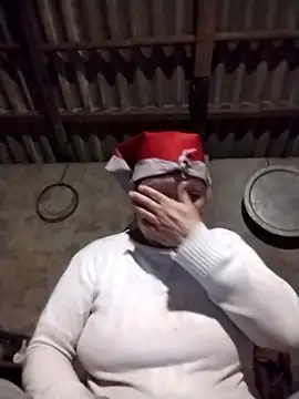 Snapshot of LeoPet2x chatting on March 18, 2026, 5:36 pm LeoPet2x online show from March 18, 2026, 5:36 pm