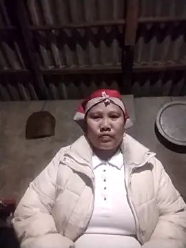 Snapshot of LeoPet2x chatting on March 11, 2026, 6:02 pm LeoPet2x online show from March 11, 2026, 6:02 pm