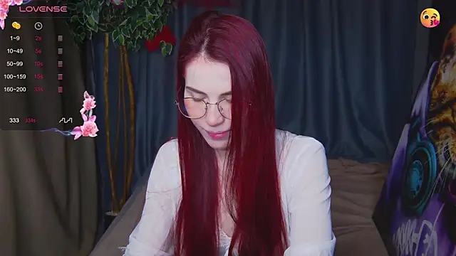 Emily Kente online show from December 18, 2025, 1:11 am