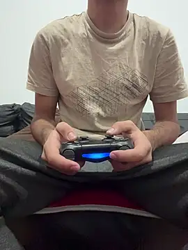 Snapshot of Davisuarez chatting on February 28, 2026, 4:17 pm Davisuarez online show from February 28, 2026, 4:17 pm