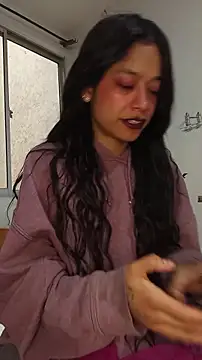 Emma Everett online show from January 15, 2026, 1:25 pm