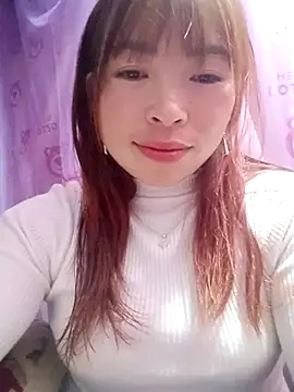 alissa-ww online show from November 28, 2025, 1:22 pm