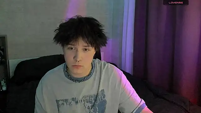 miya meow miku online show from December 14, 2025, 6:35 pm