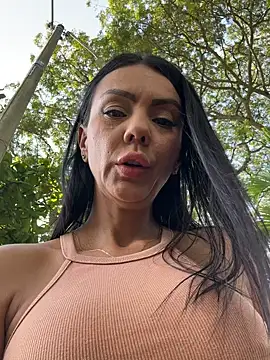 Snapshot of SofhiaTaylor chatting on February 23, 2026, 8:42 pm SofhiaTaylor online show from February 23, 2026, 8:42 pm