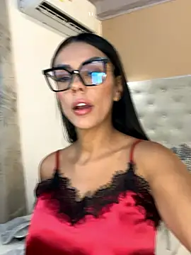 SofhiaTaylor online show from January 9, 2026, 1:23 am